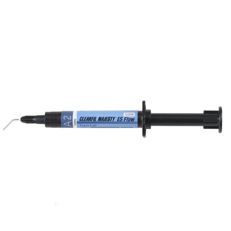 [041344] CLEARFIL MAJESTY ES FLOW JER. 2.7gr. - KURARAY (Jeringa A1)
